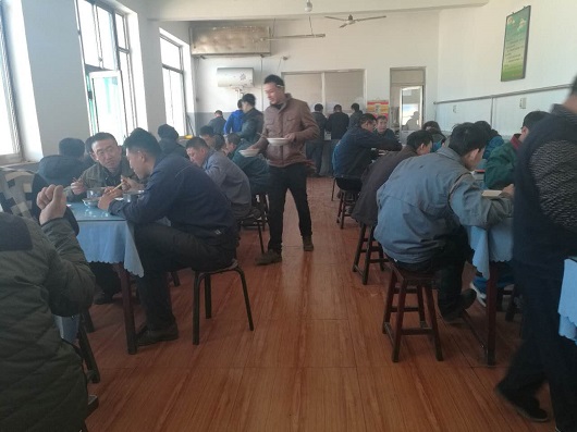 近日山西盛大钢结构食堂被吃货们挤爆啦，到底是何美味？