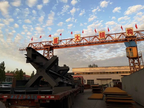 鋼結(jié)構(gòu)加工中，起重機(jī)操作技術(shù)交底